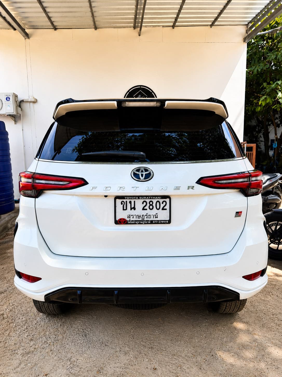 Private car service for tailoring clients in Koh Samui